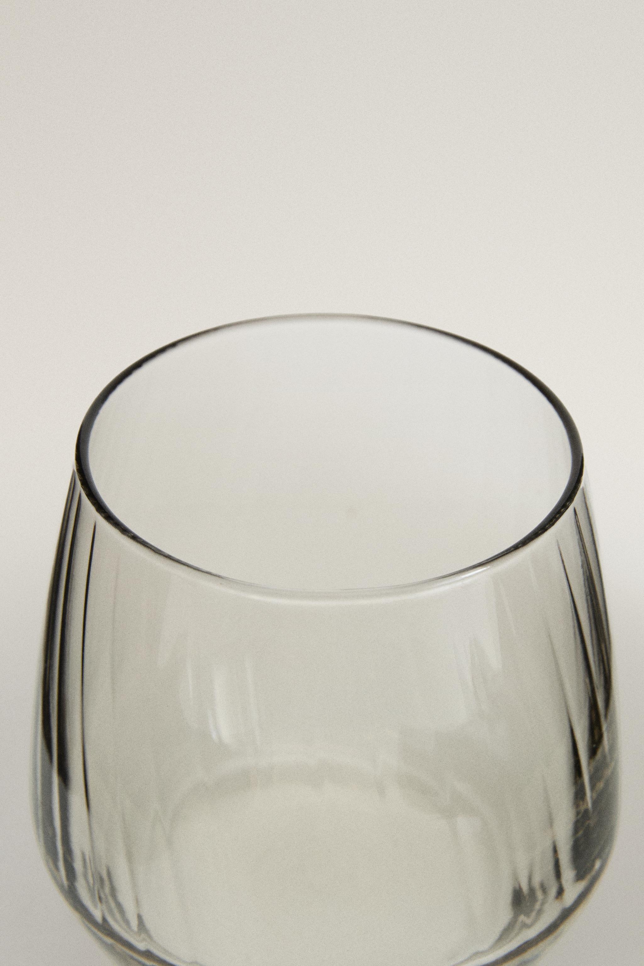 COLOURED GLASS TUMBLER